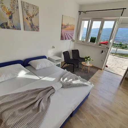 Studio Kila Apartment *